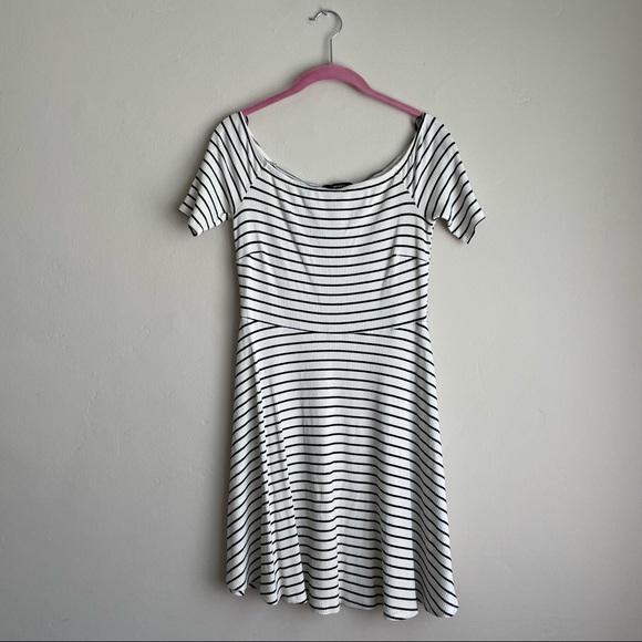Forever 21 Black & White Stripe Off the Shoulder Dress - Picture 1 of 6